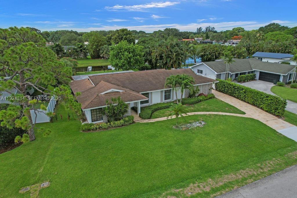 PGA NATIONAL GOLF CLUB ES - Residential Lease