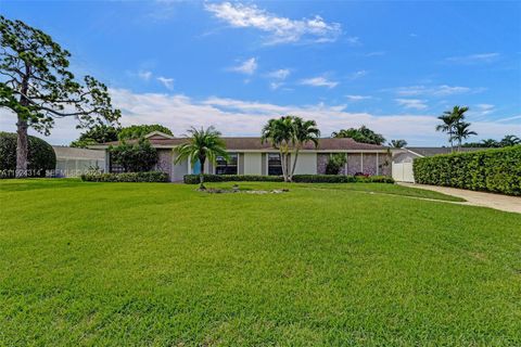 4104 Larch Ave Palm Beach Gardens FL 33418
