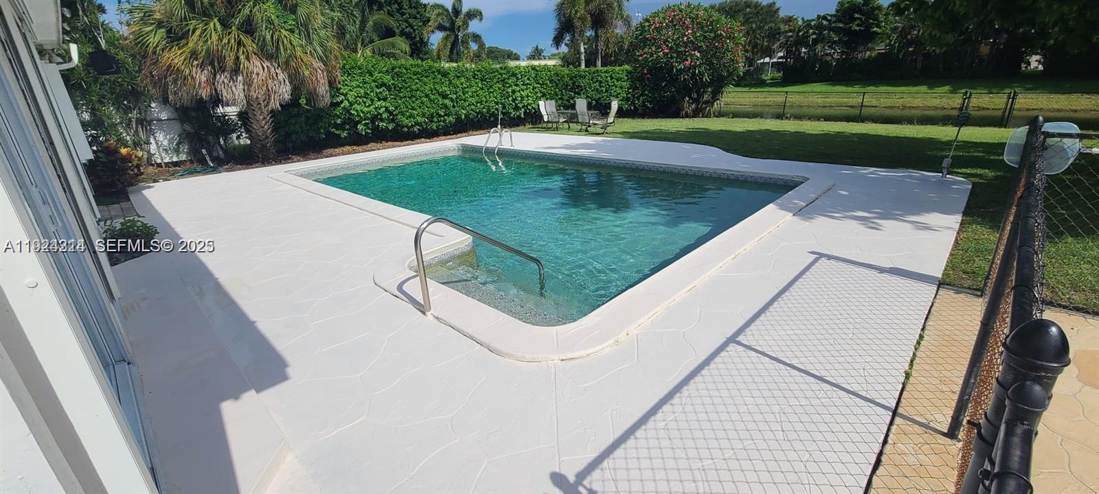 PGA NATIONAL GOLF CLUB ES - Residential Lease