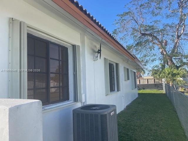 SO MIAMI HEIGHTS MANOR - Residential