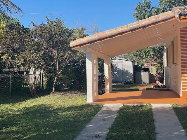 SO MIAMI HEIGHTS MANOR - Residential