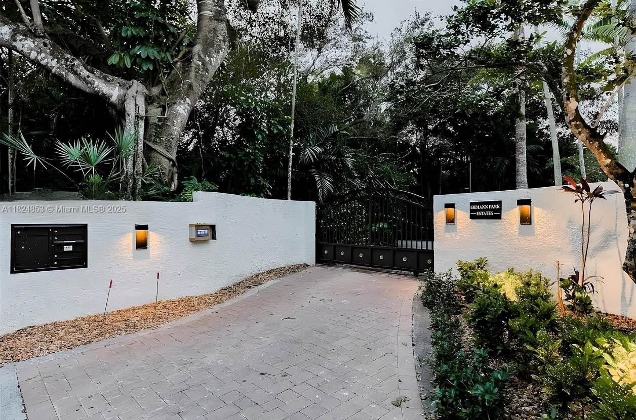 EHMAN PARK ESTATES - Residential