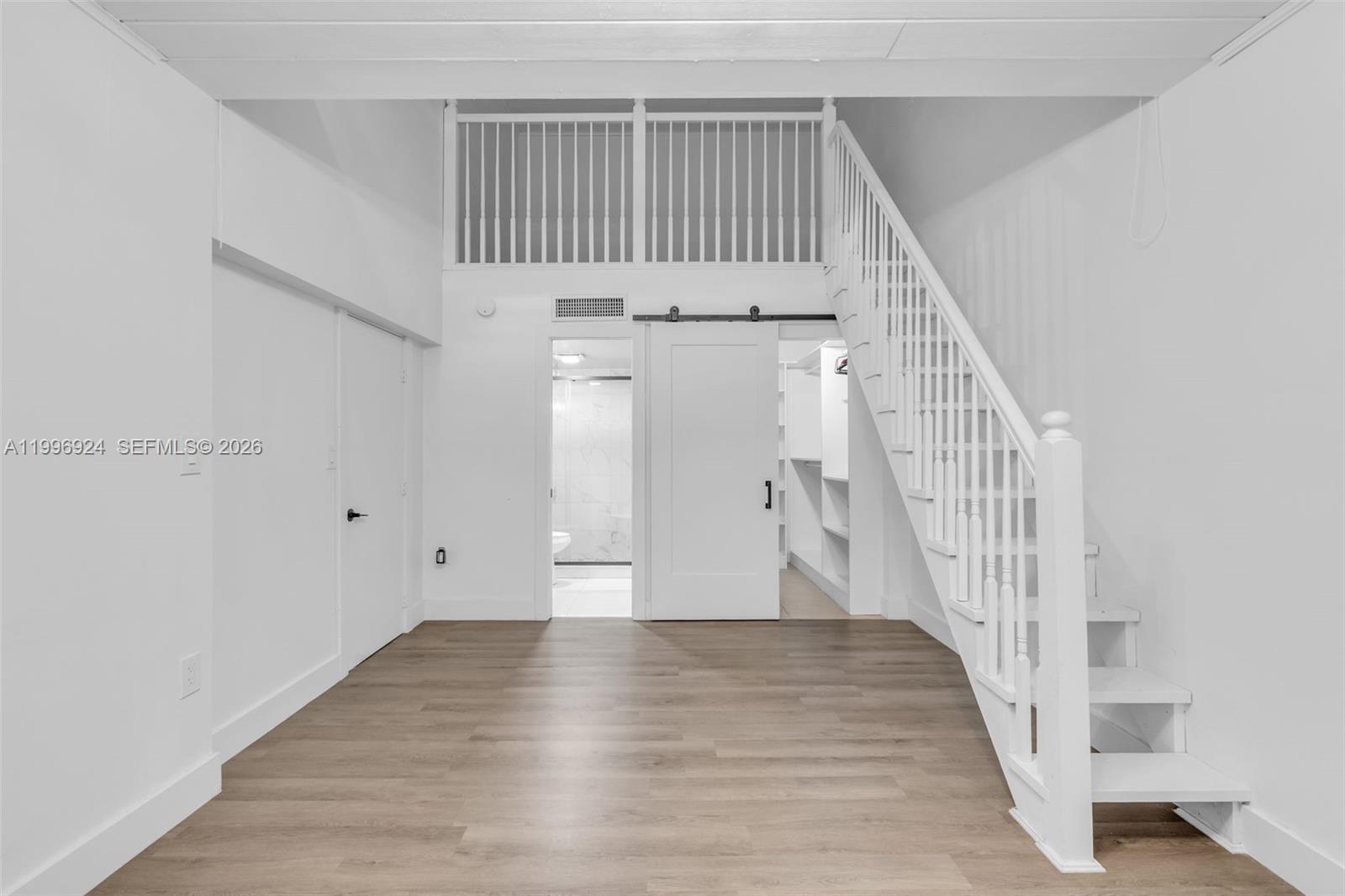 MIAMI LAKES WINDMILL GATE - Residential