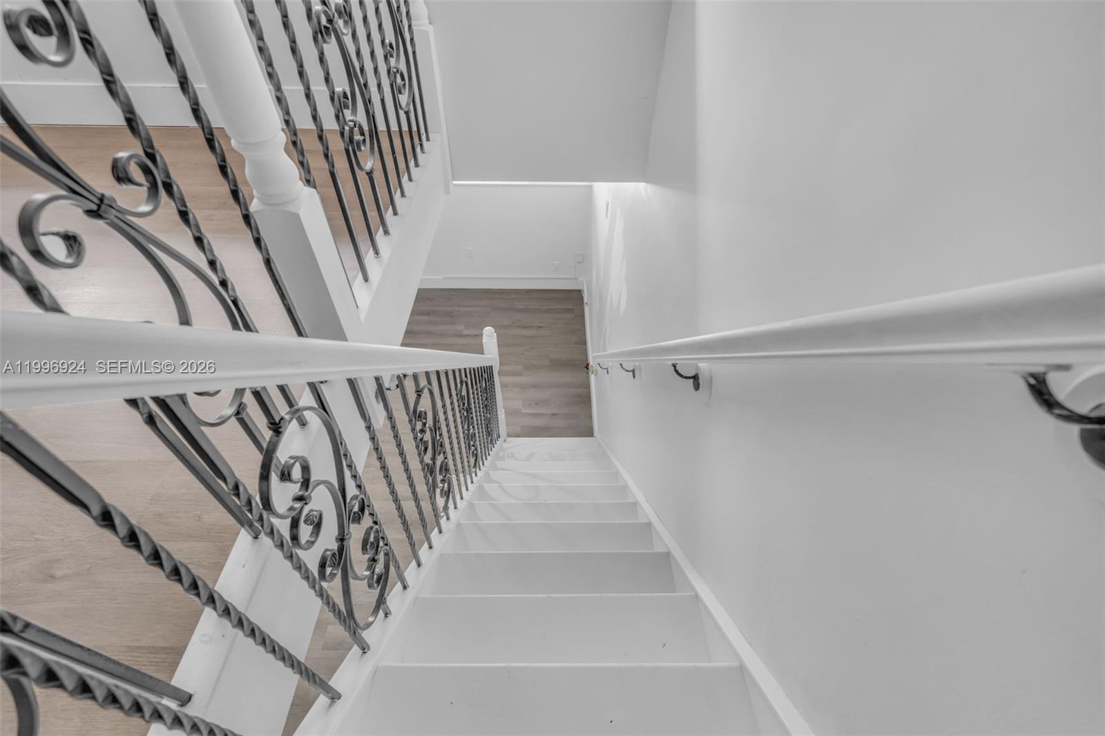 MIAMI LAKES WINDMILL GATE - Residential