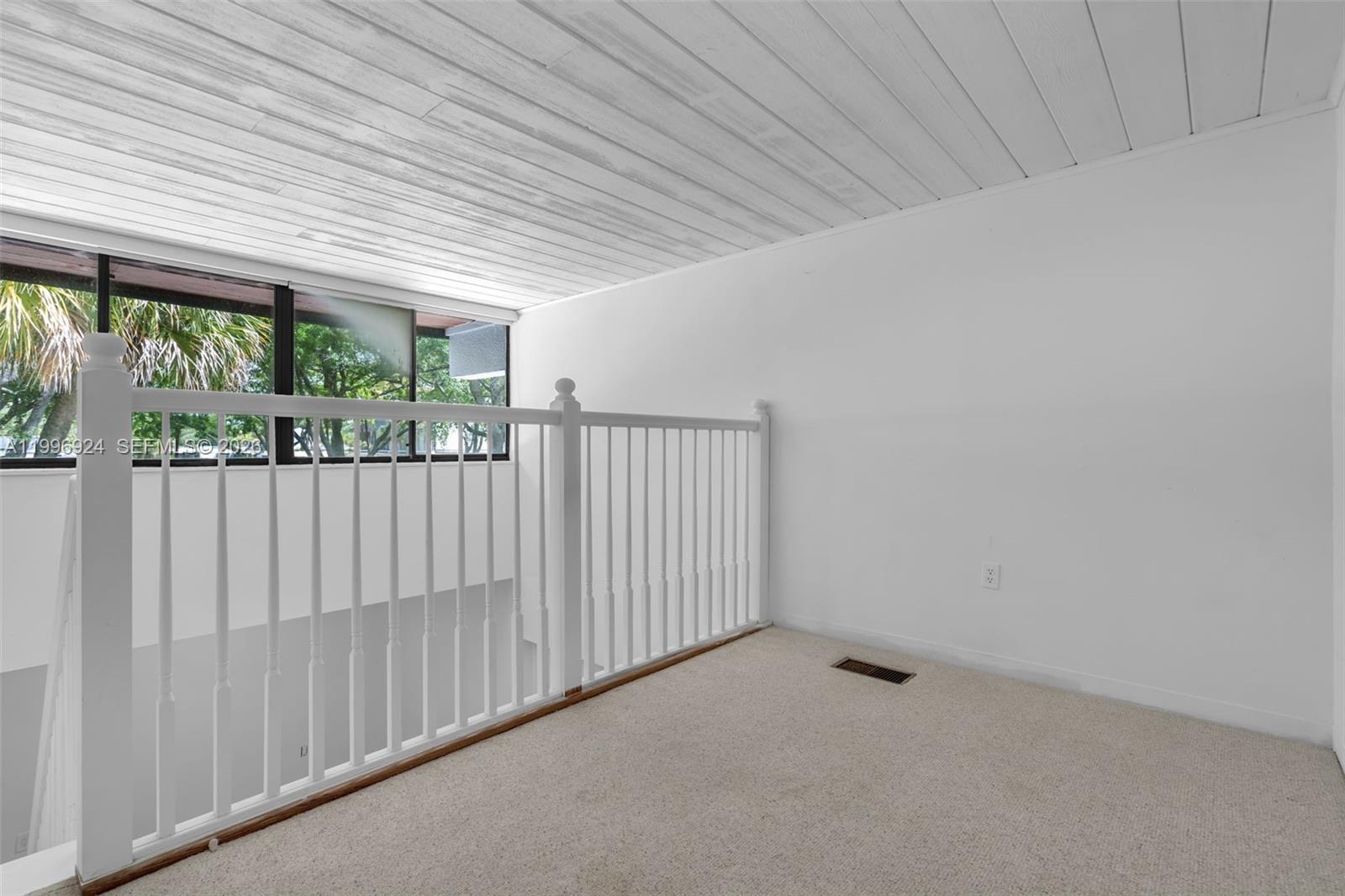 MIAMI LAKES WINDMILL GATE - Residential