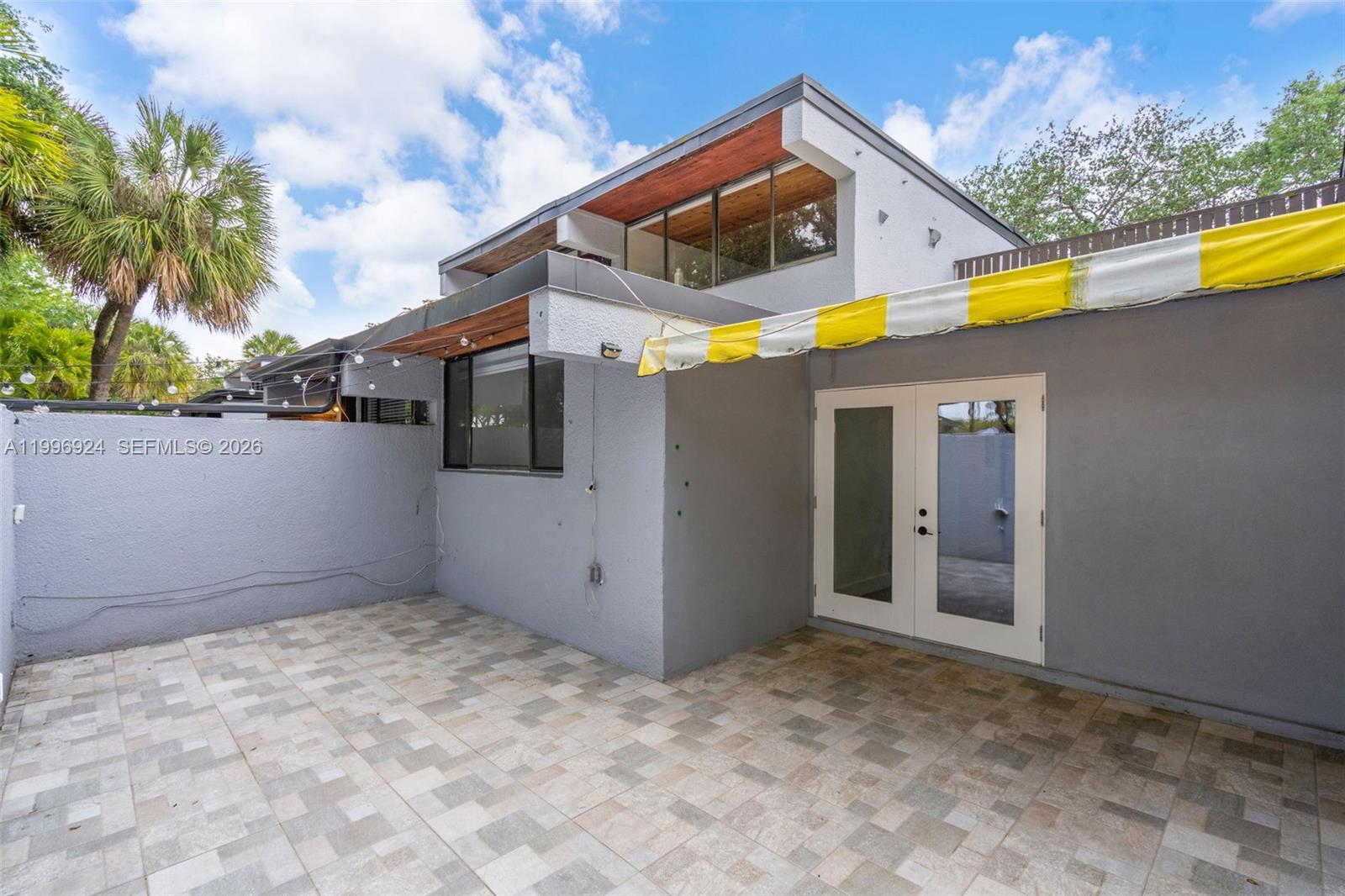 MIAMI LAKES WINDMILL GATE - Residential