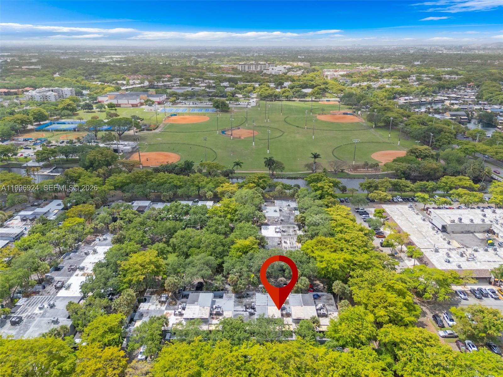 MIAMI LAKES WINDMILL GATE - Residential