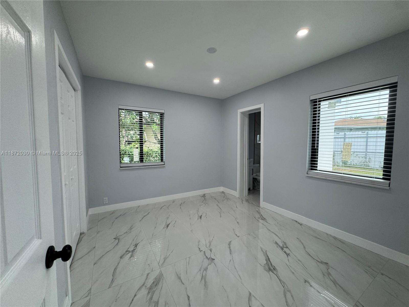 CARL BYOIR - Residential Lease