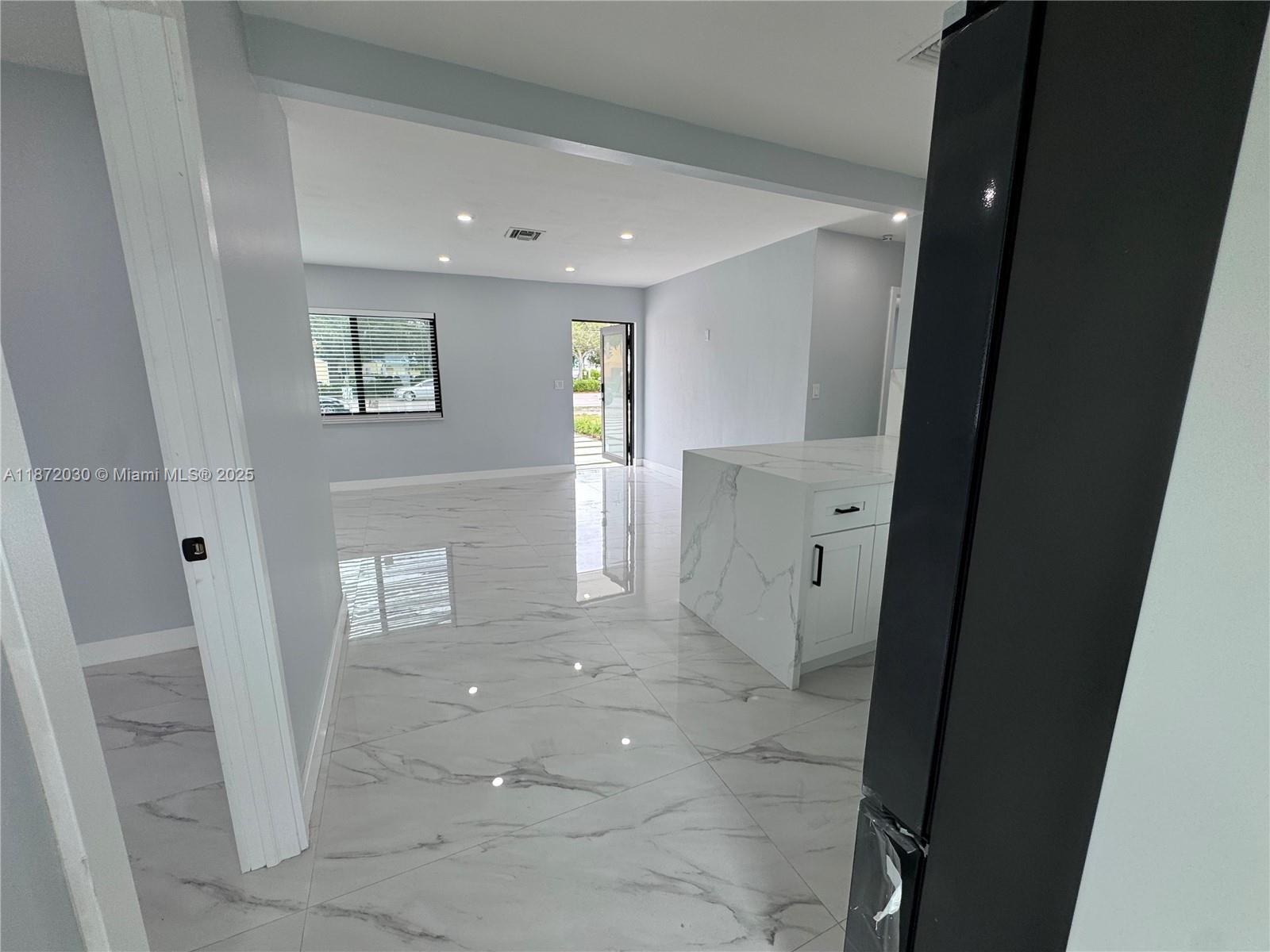 CARL BYOIR - Residential Lease