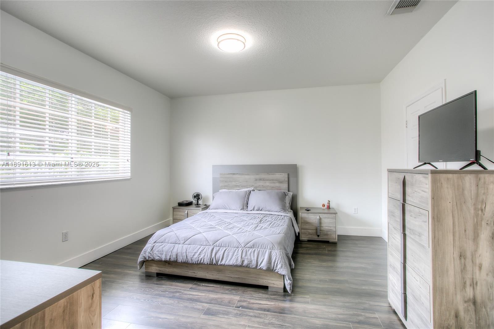 MARIANAS HOMES - Residential