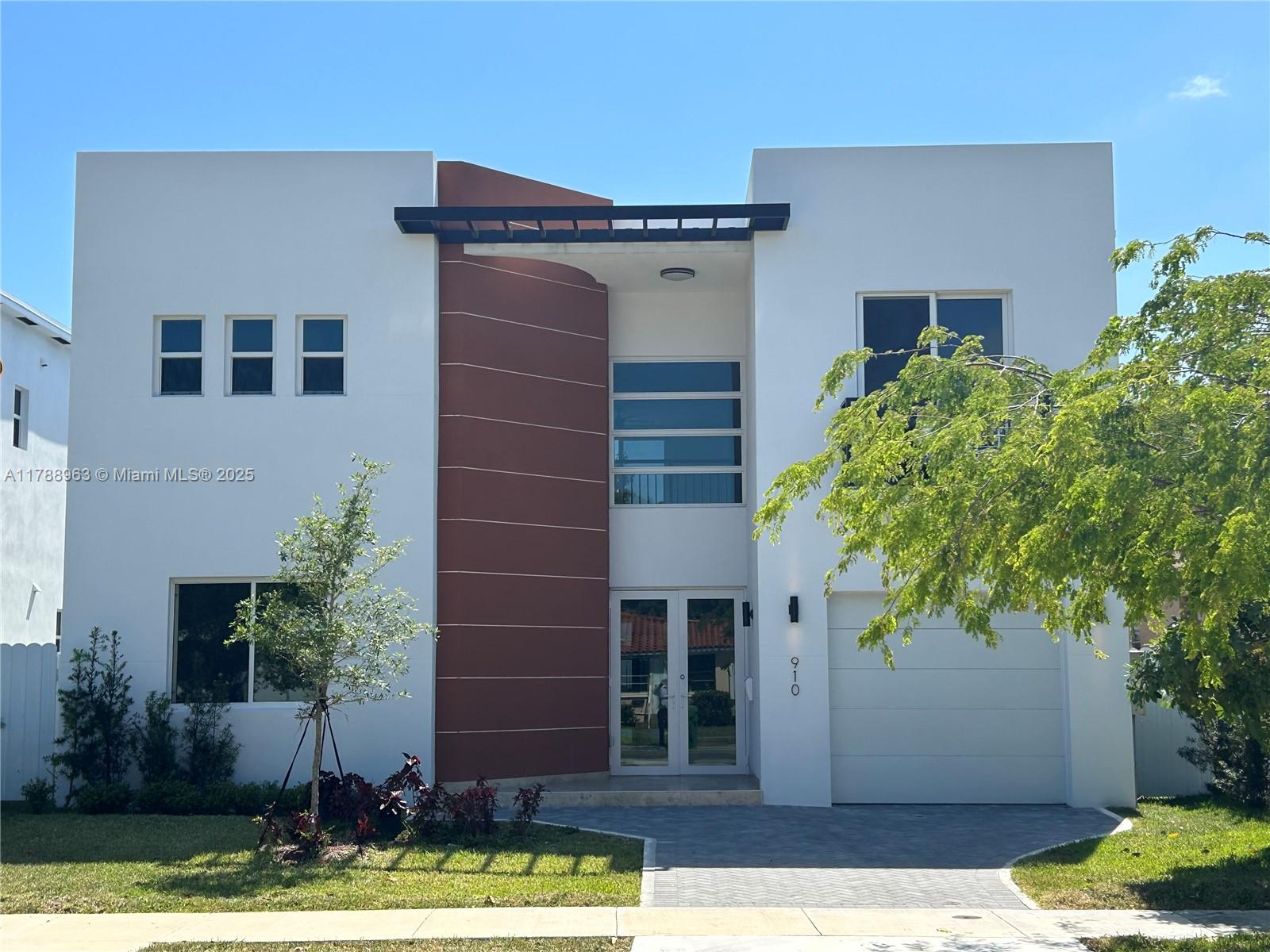 Property for Sale at 910 Sw 24th Rd, Miami, Broward County, Florida - Bedrooms: 4 
Bathrooms: 4  - $2,850,000