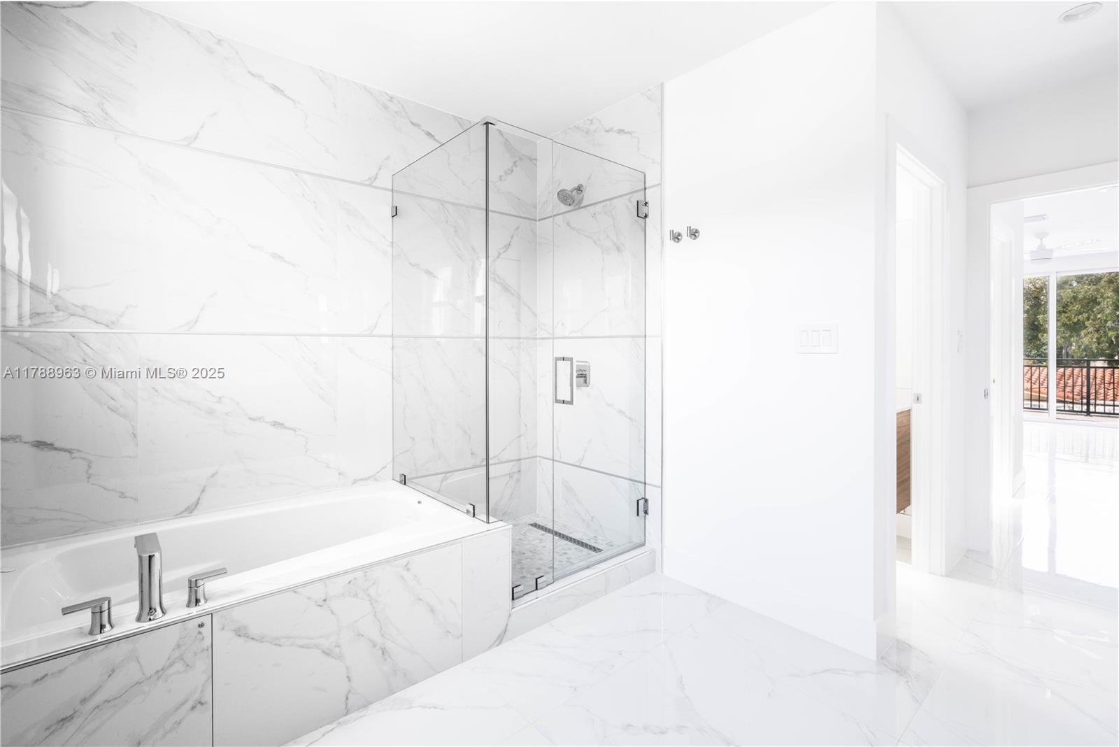 BRICKELL ESTATES - Residential