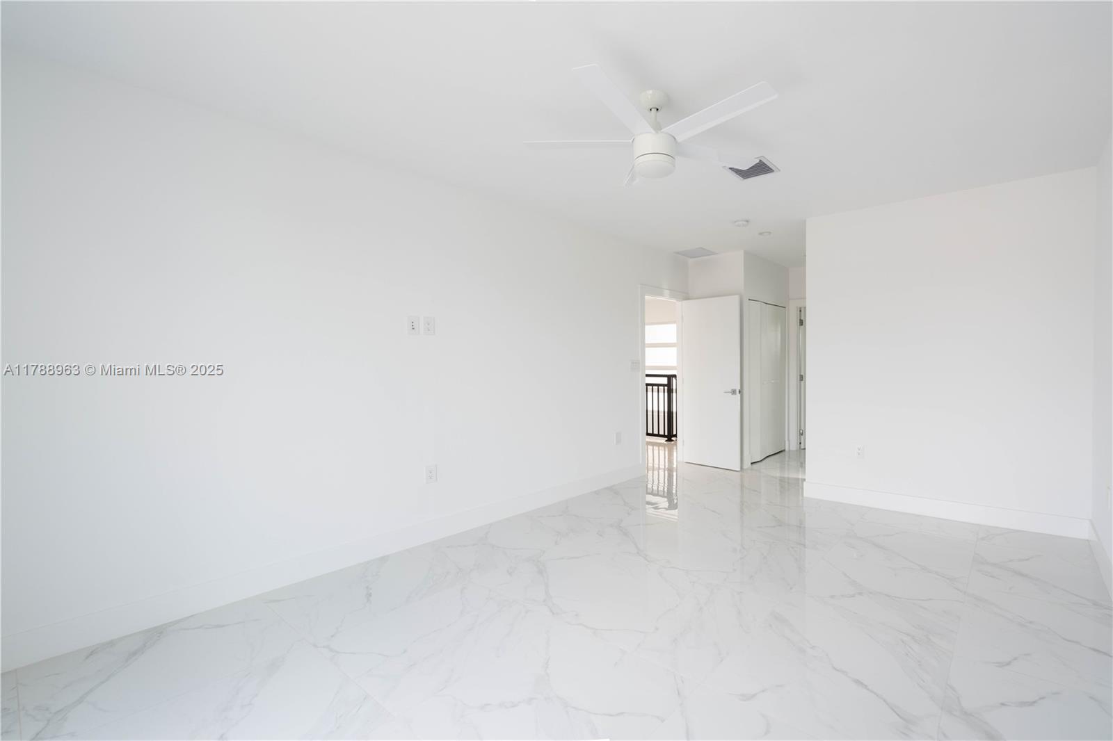 BRICKELL ESTATES - Residential