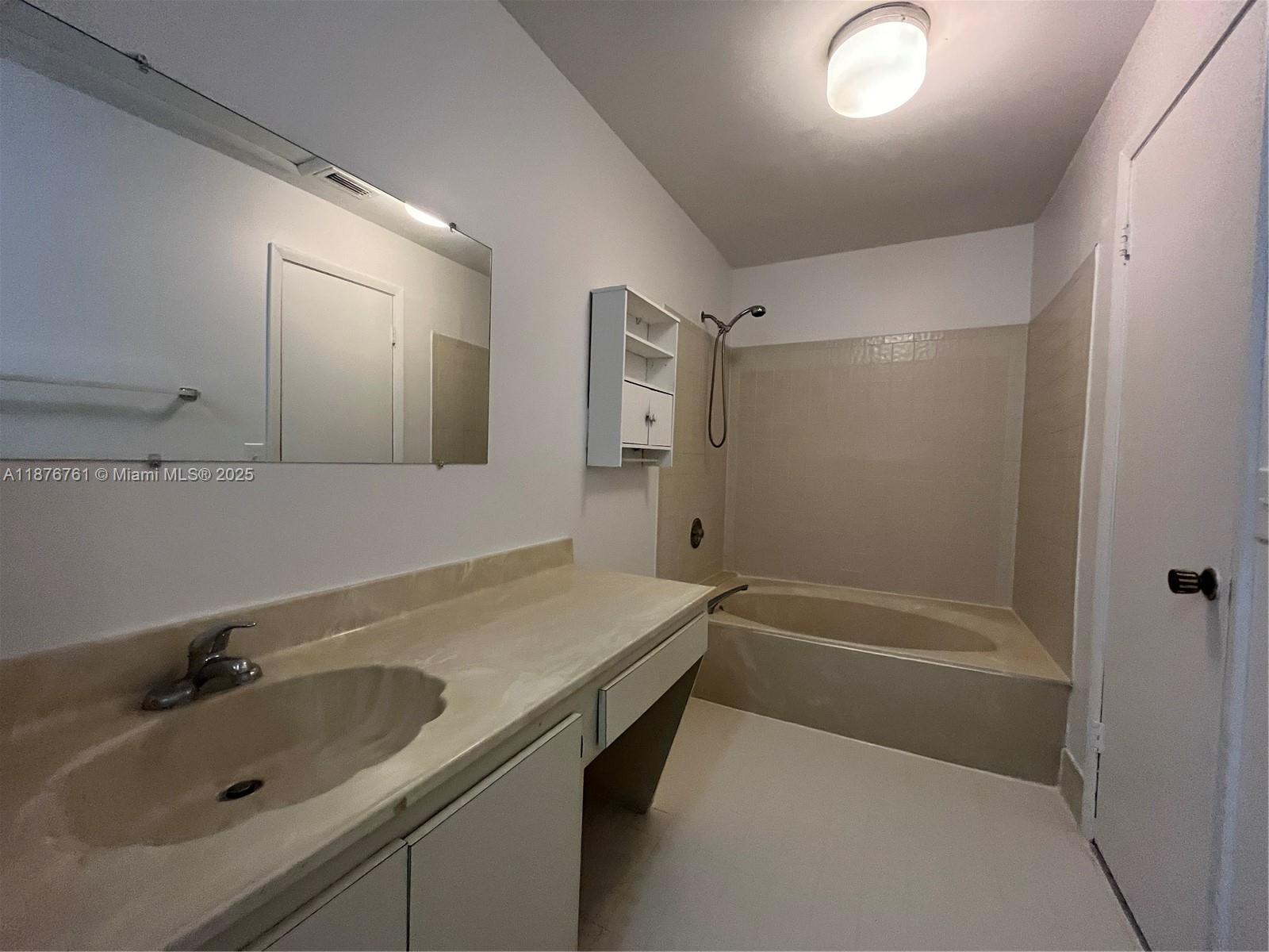 MY PLACE CONDO - Residential Lease