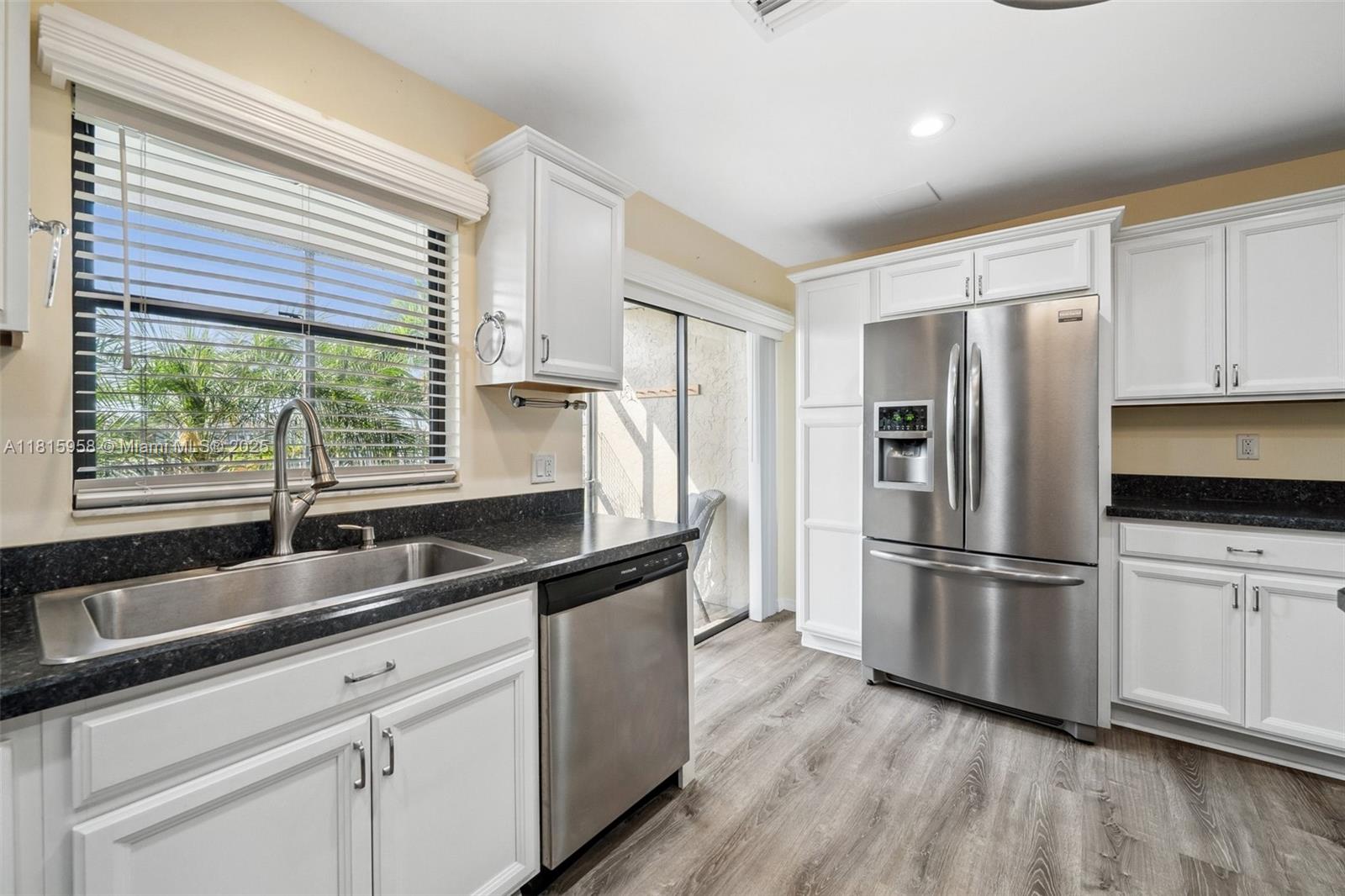 Pkwy Place Condo - Residential