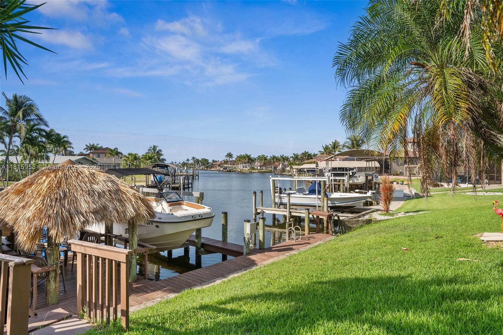 Pkwy Place Condo - Residential