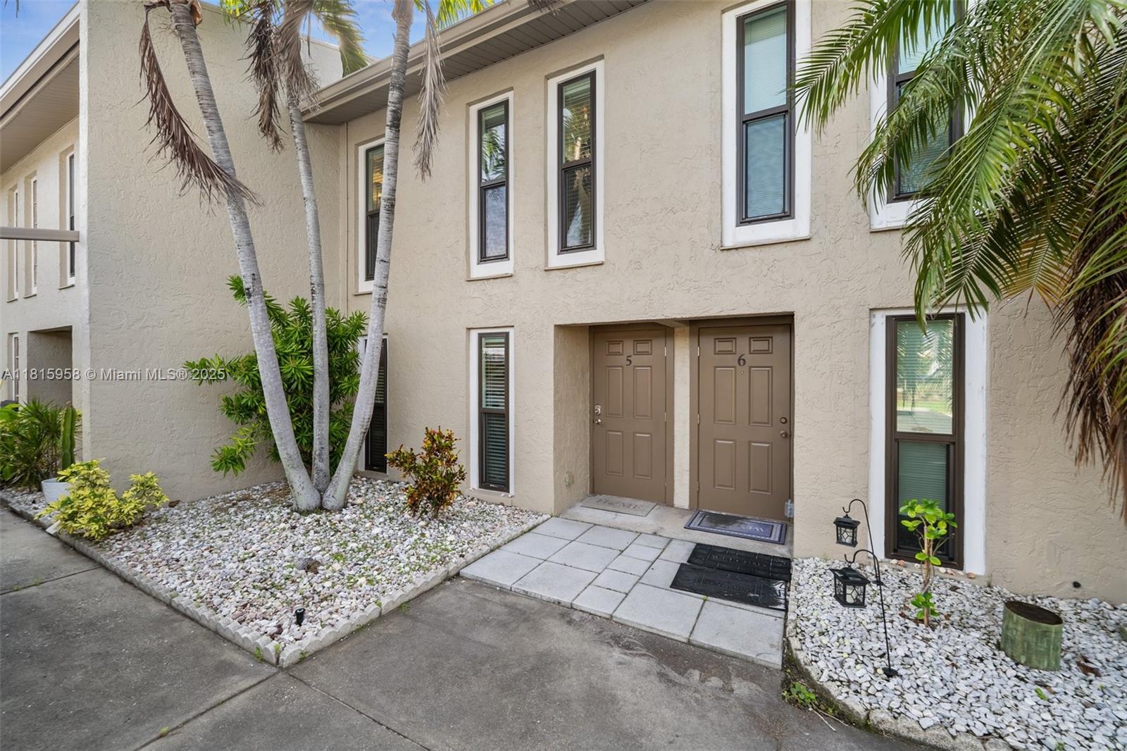 Pkwy Place Condo - Residential