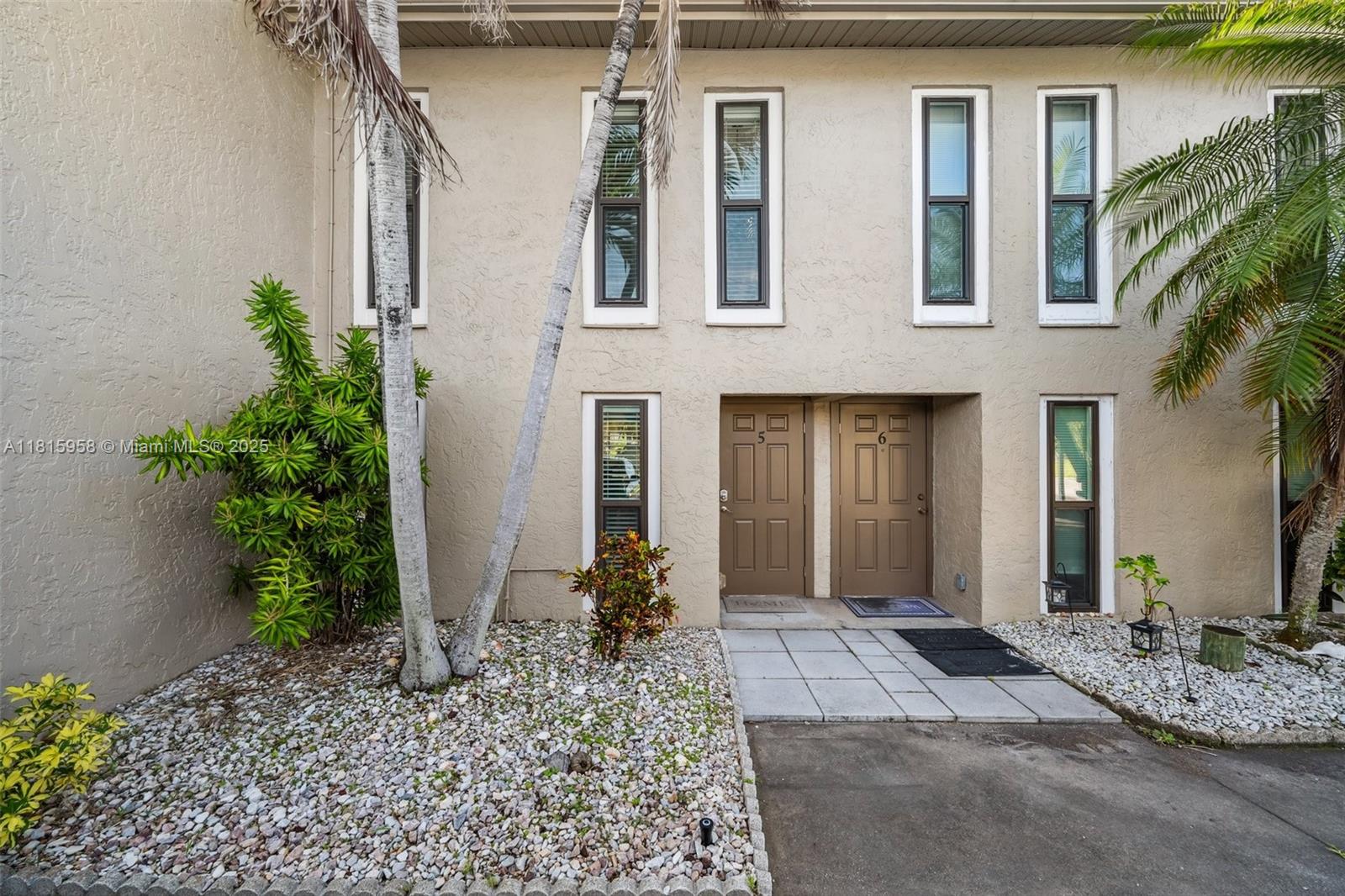 Pkwy Place Condo - Residential