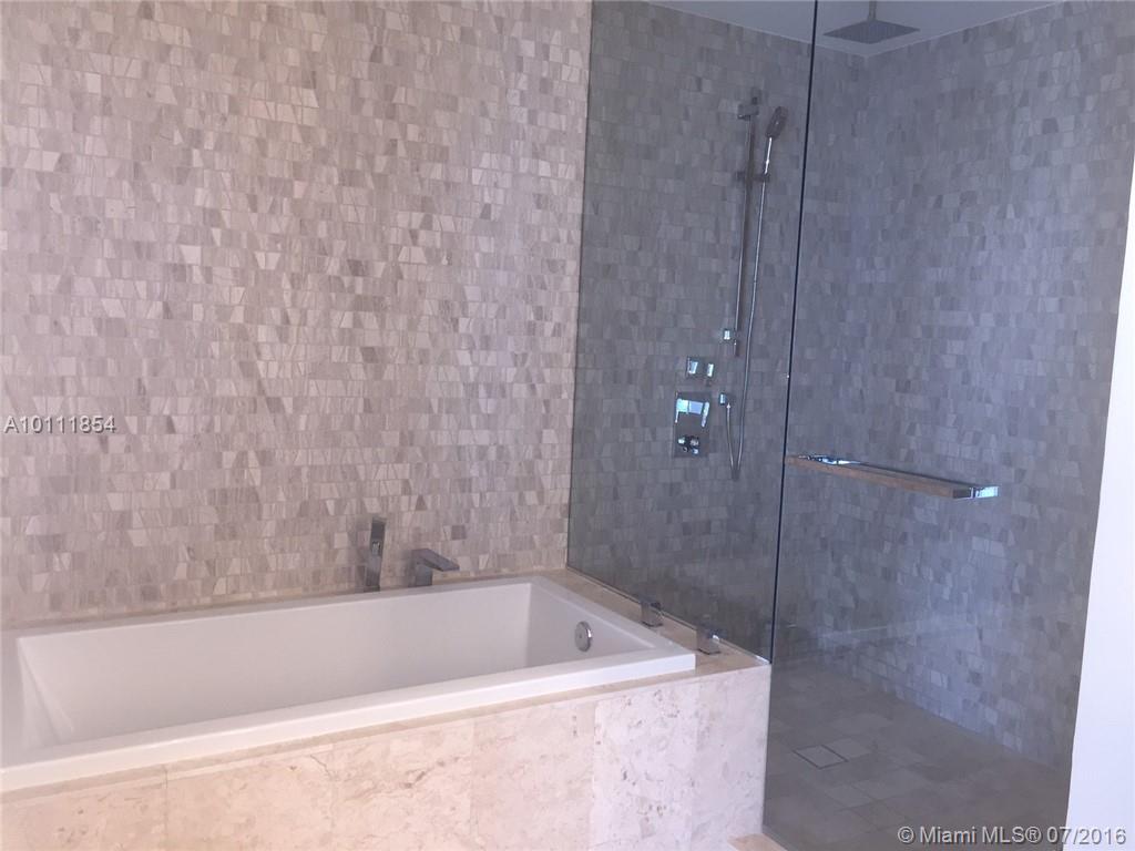 Reach Brickell City Centr - Residential Lease