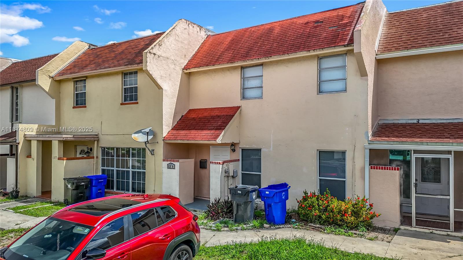 TAM O SHANTER VILLAS SEC - Residential Lease