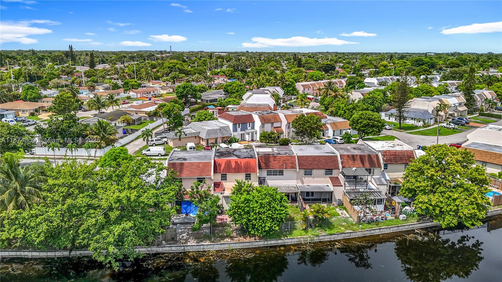 TAM O SHANTER VILLAS SEC - Residential Lease