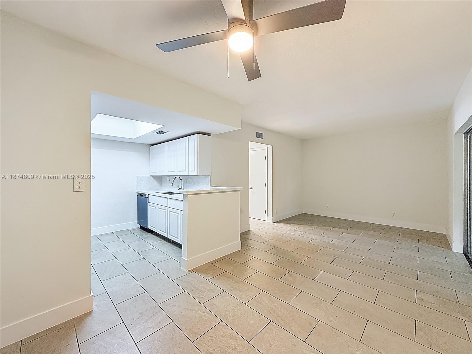 TAM O SHANTER VILLAS SEC - Residential Lease