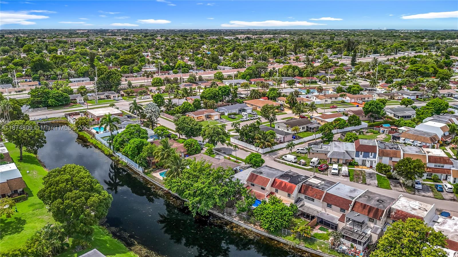 TAM O SHANTER VILLAS SEC - Residential Lease