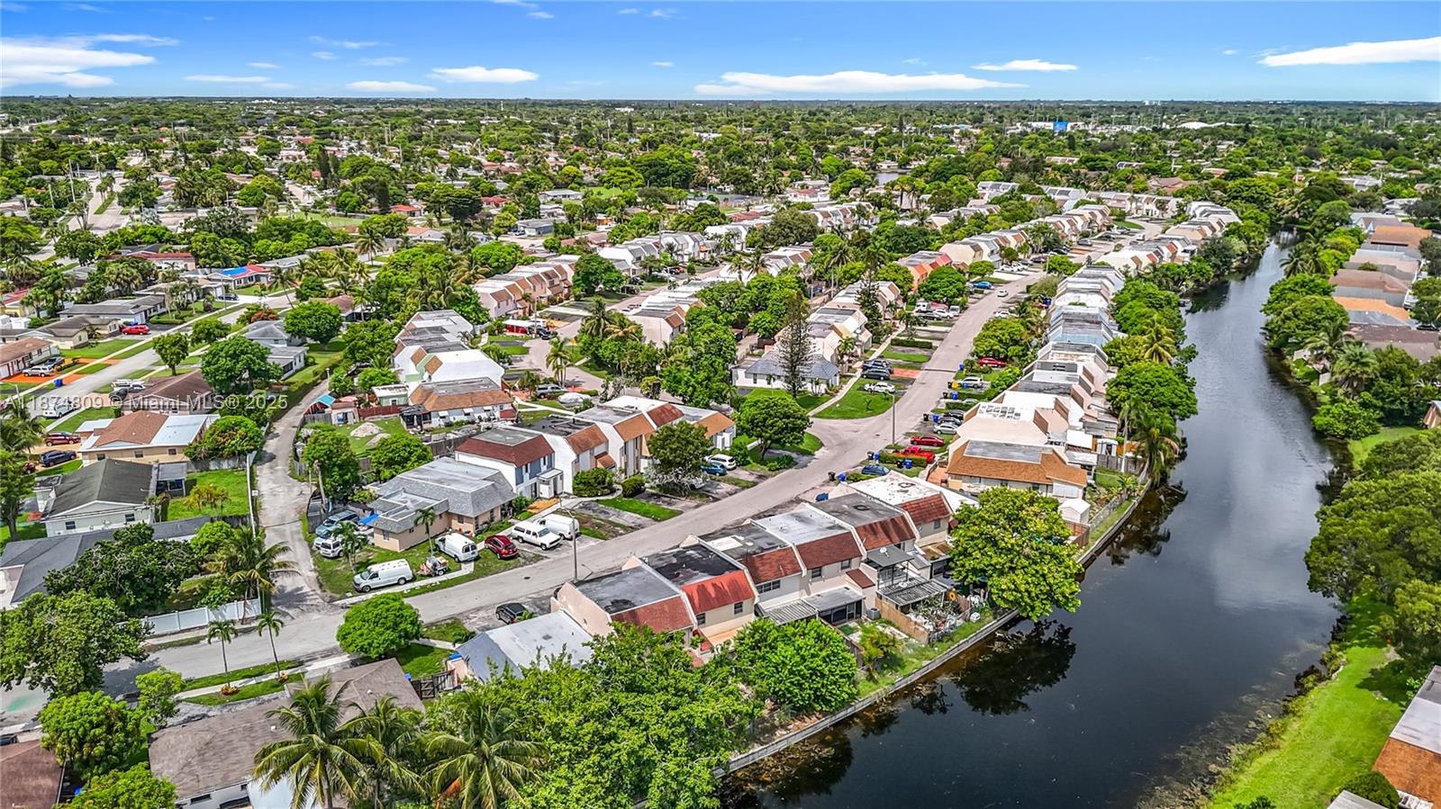 TAM O SHANTER VILLAS SEC - Residential Lease