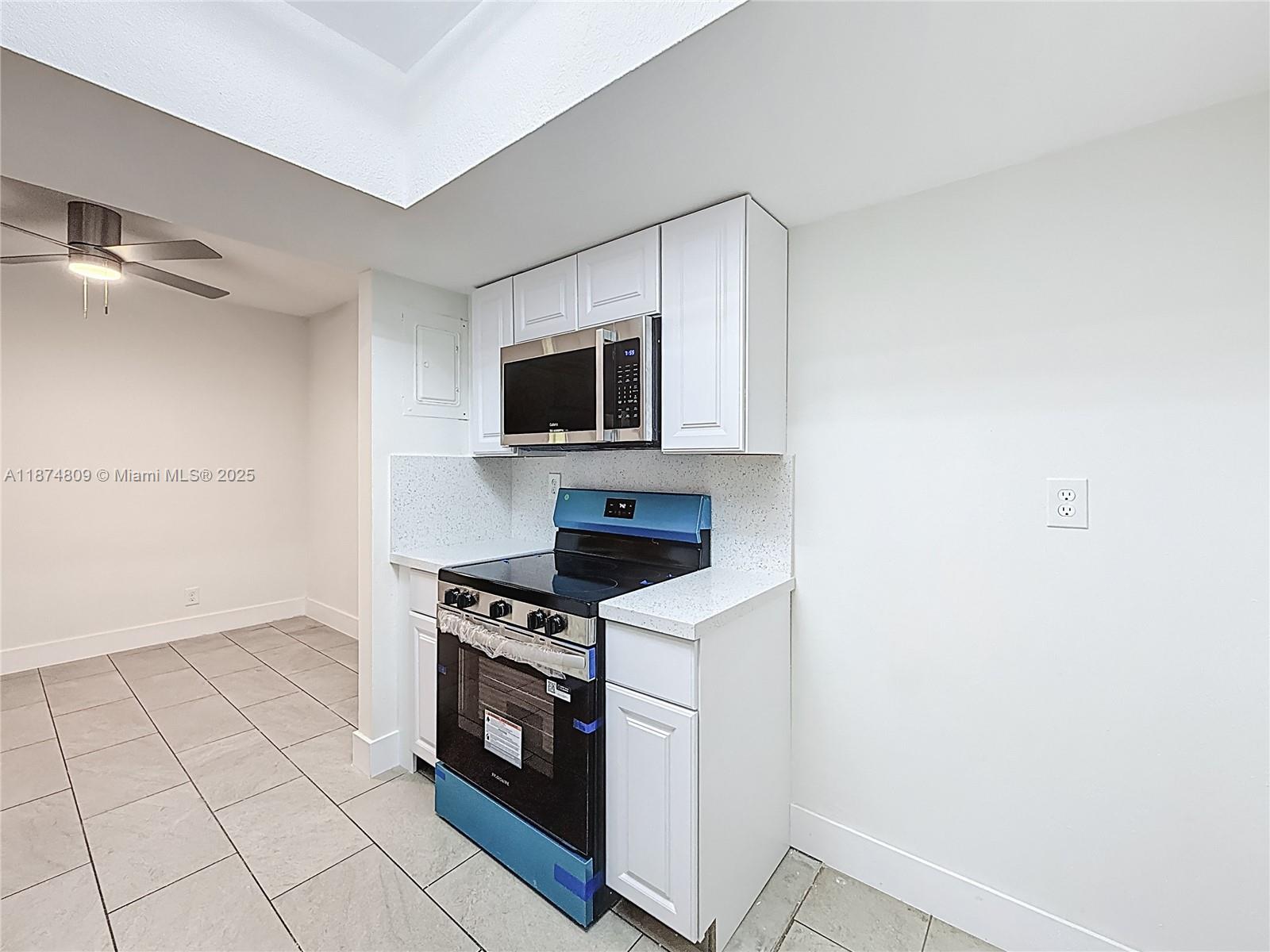 TAM O SHANTER VILLAS SEC - Residential Lease