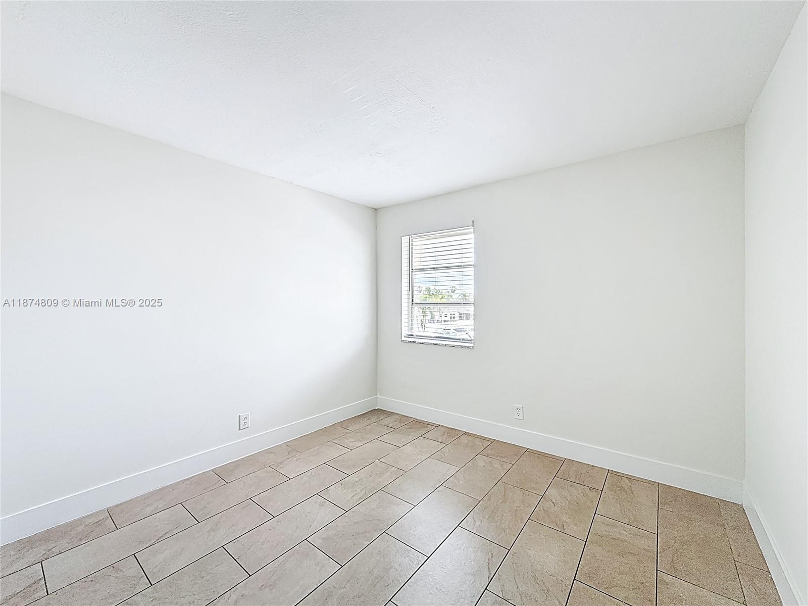 TAM O SHANTER VILLAS SEC - Residential Lease