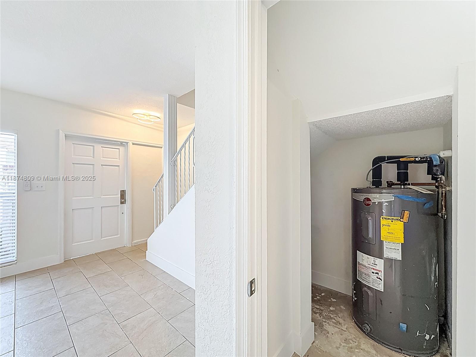 TAM O SHANTER VILLAS SEC - Residential Lease