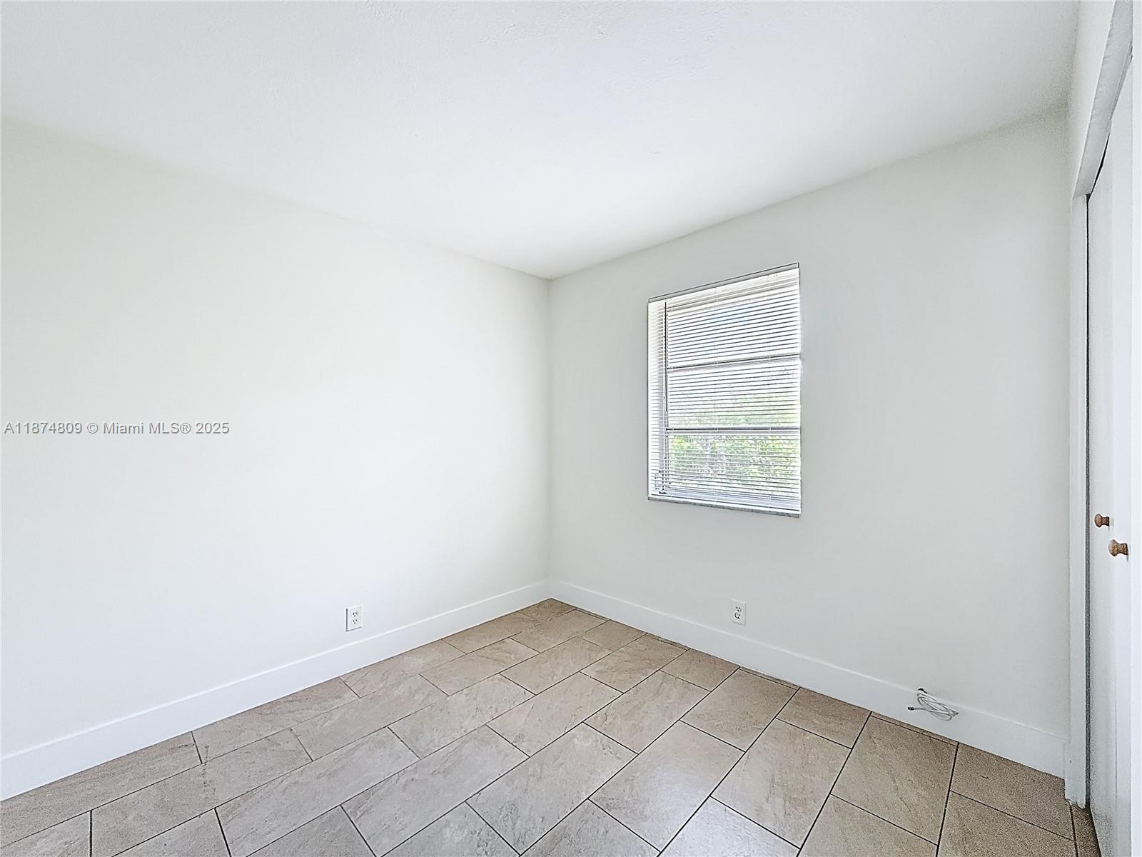 TAM O SHANTER VILLAS SEC - Residential Lease