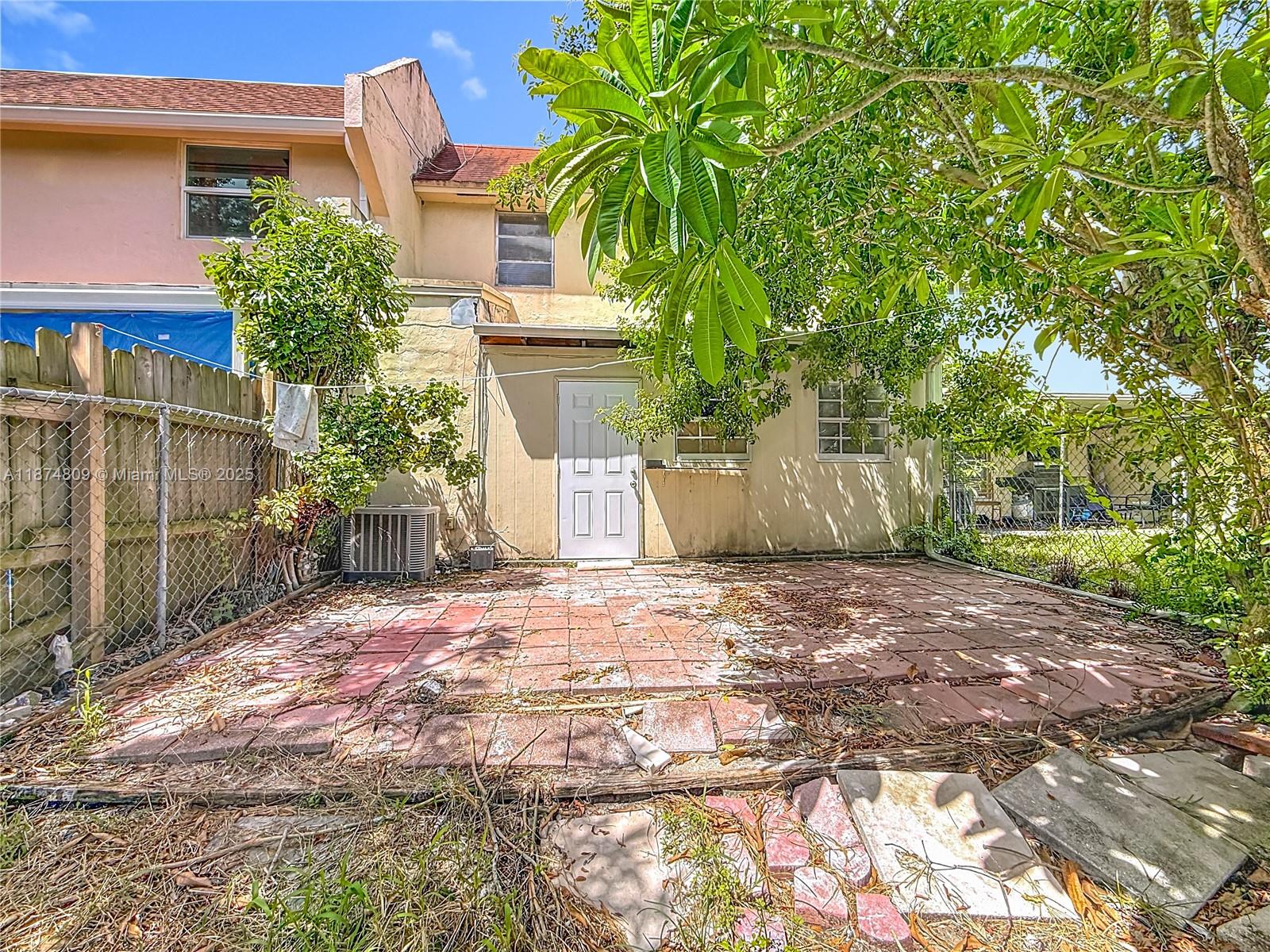 TAM O SHANTER VILLAS SEC - Residential Lease