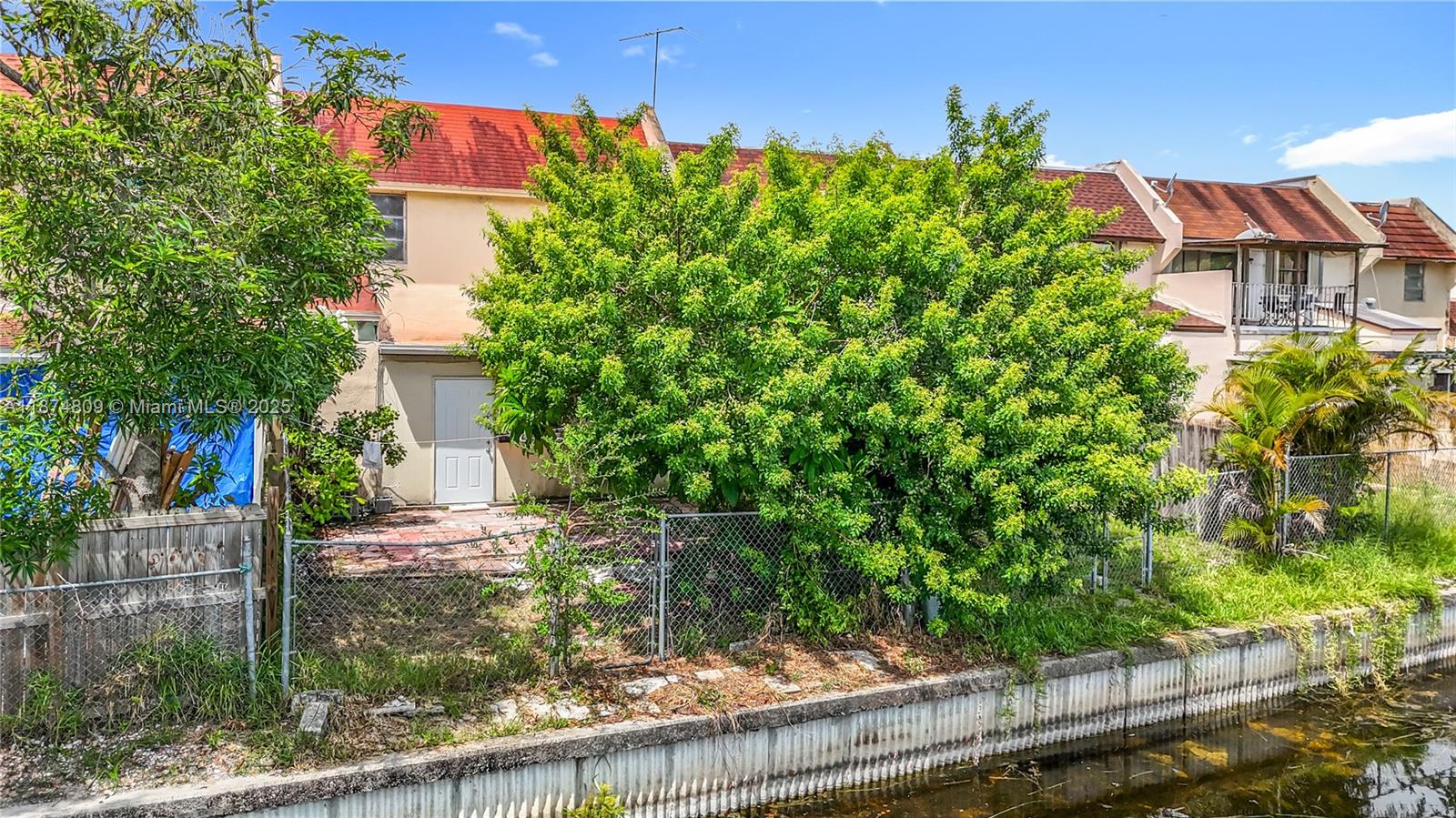 TAM O SHANTER VILLAS SEC - Residential Lease