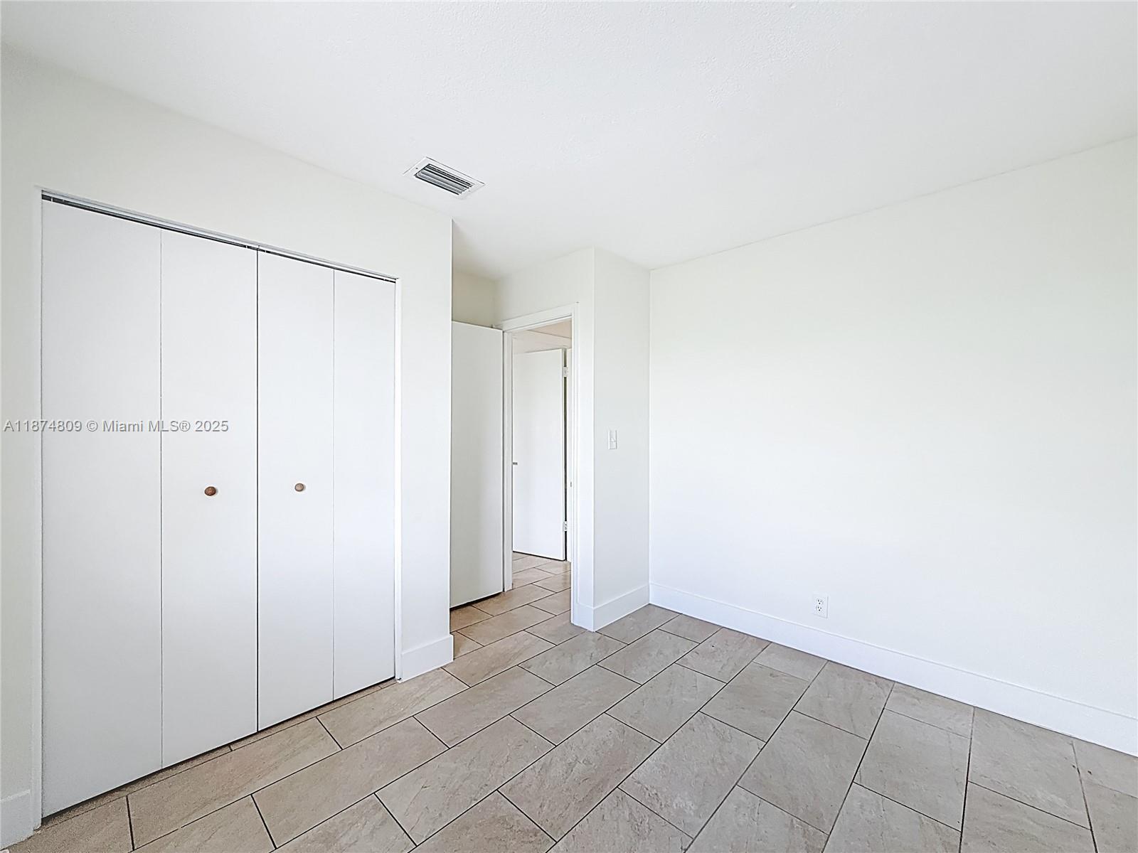 TAM O SHANTER VILLAS SEC - Residential Lease