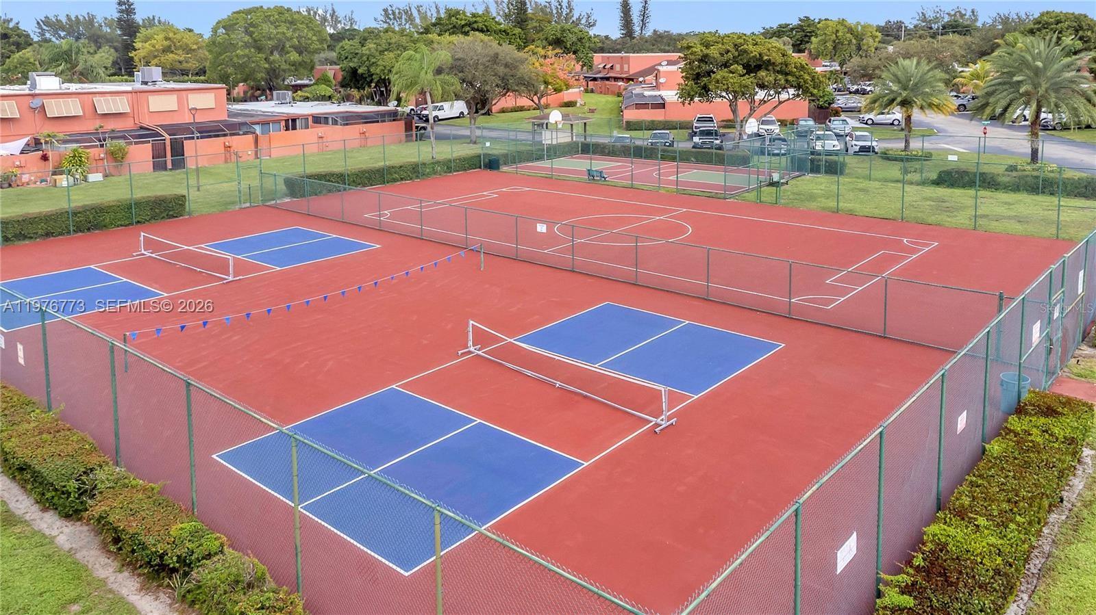 EVERGLADES SUGAR & LAND C - Residential