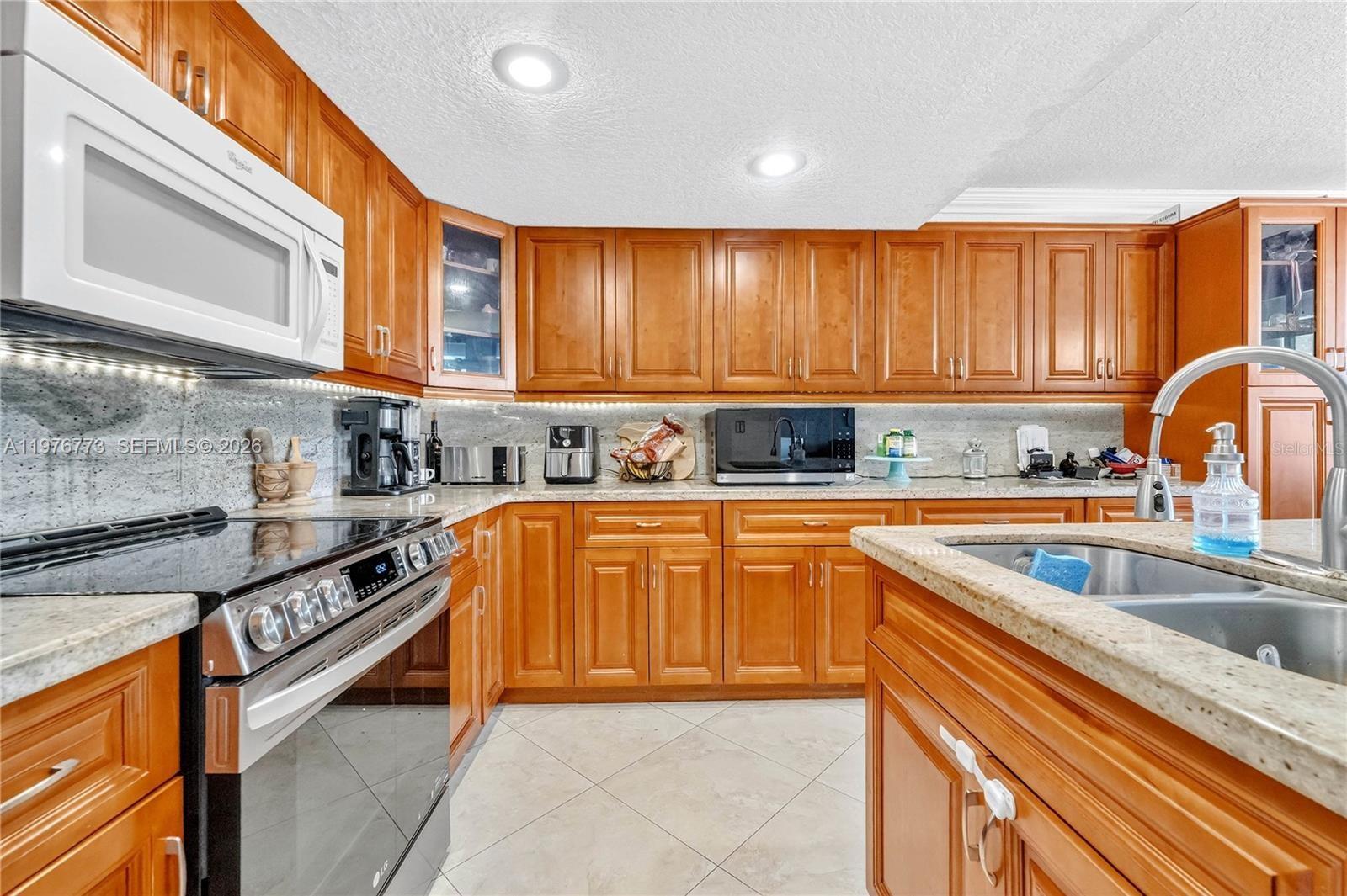 EVERGLADES SUGAR & LAND C - Residential