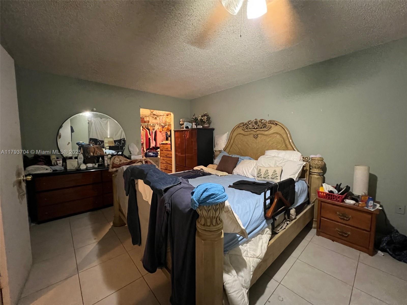 WEST LAKE VILLAGE II COND - Residential