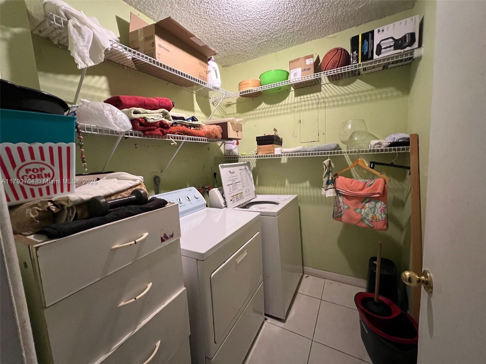 WEST LAKE VILLAGE II COND - Residential