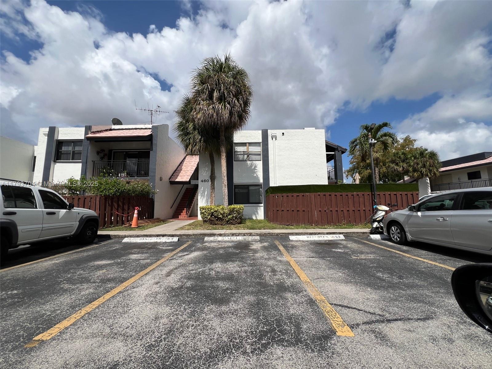 460 W Park Dr 103