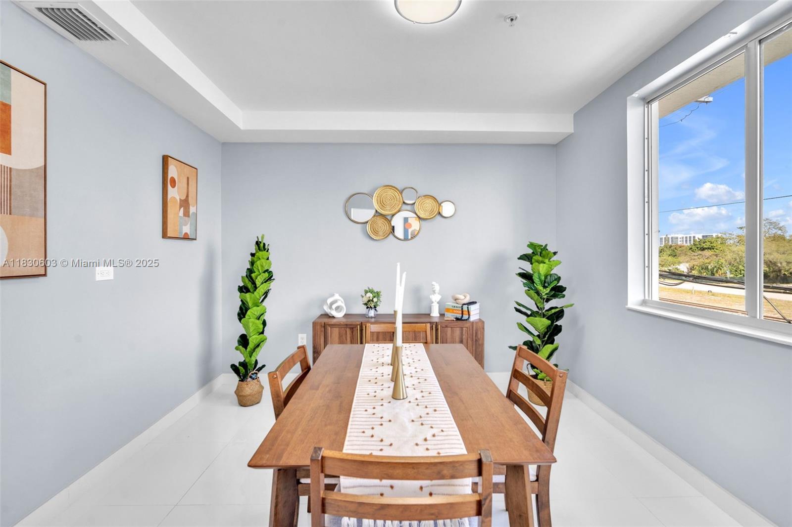 WEITZER AVENTURA PLACE - Residential