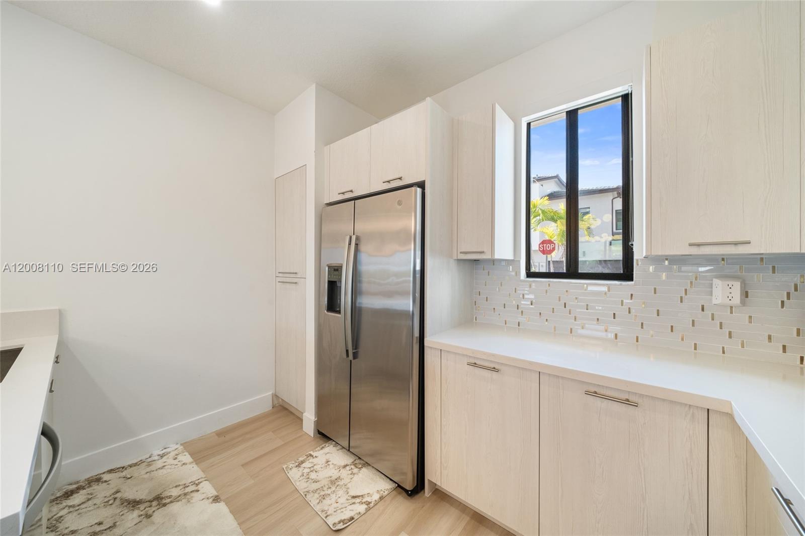 DOWNTOWN DORAL SOUTH PHAS - Residential