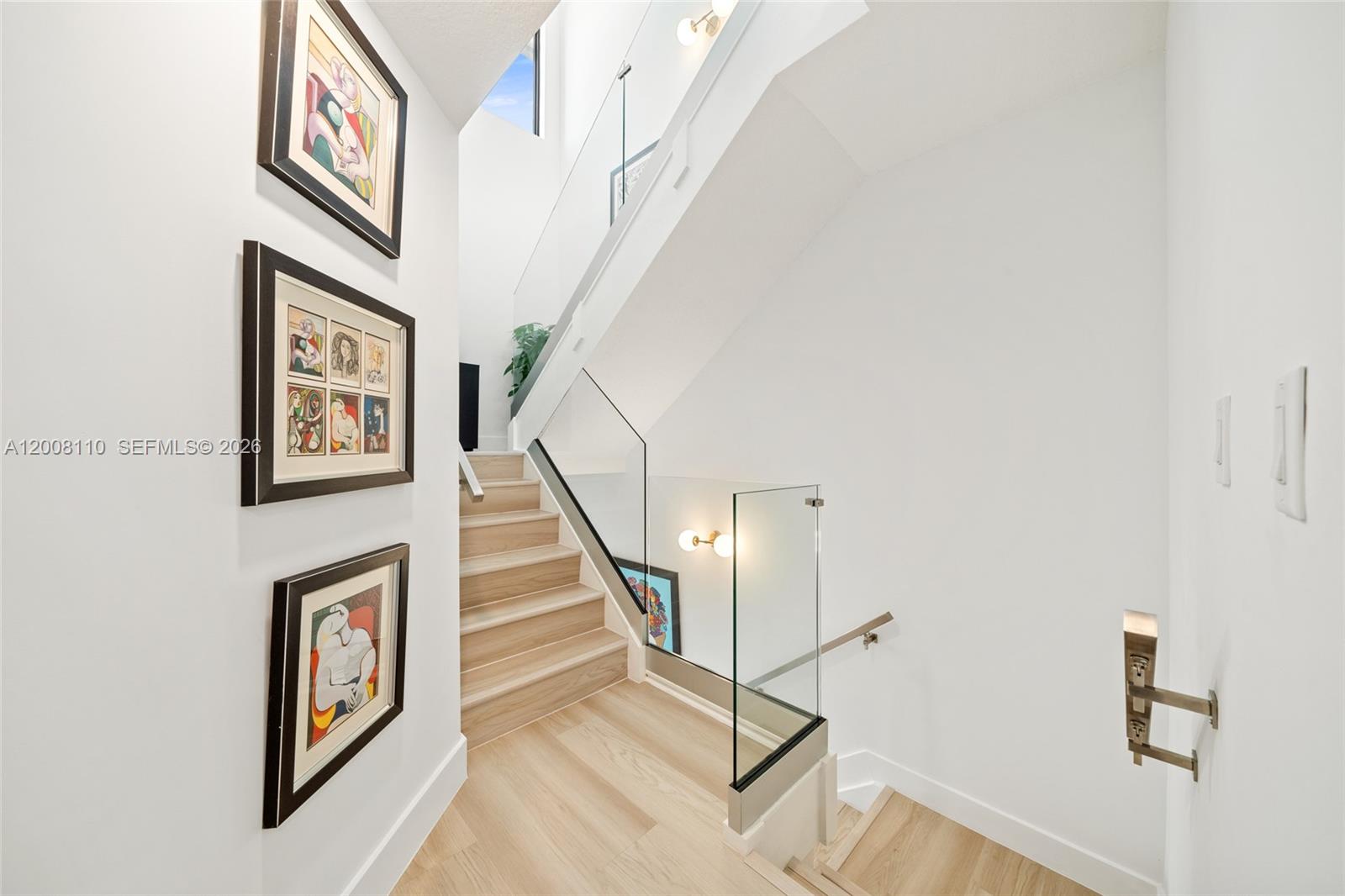 DOWNTOWN DORAL SOUTH PHAS - Residential