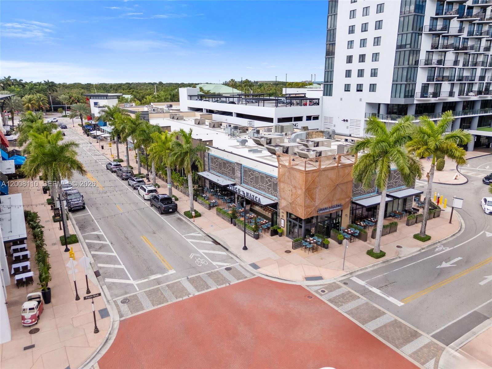 DOWNTOWN DORAL SOUTH PHAS - Residential