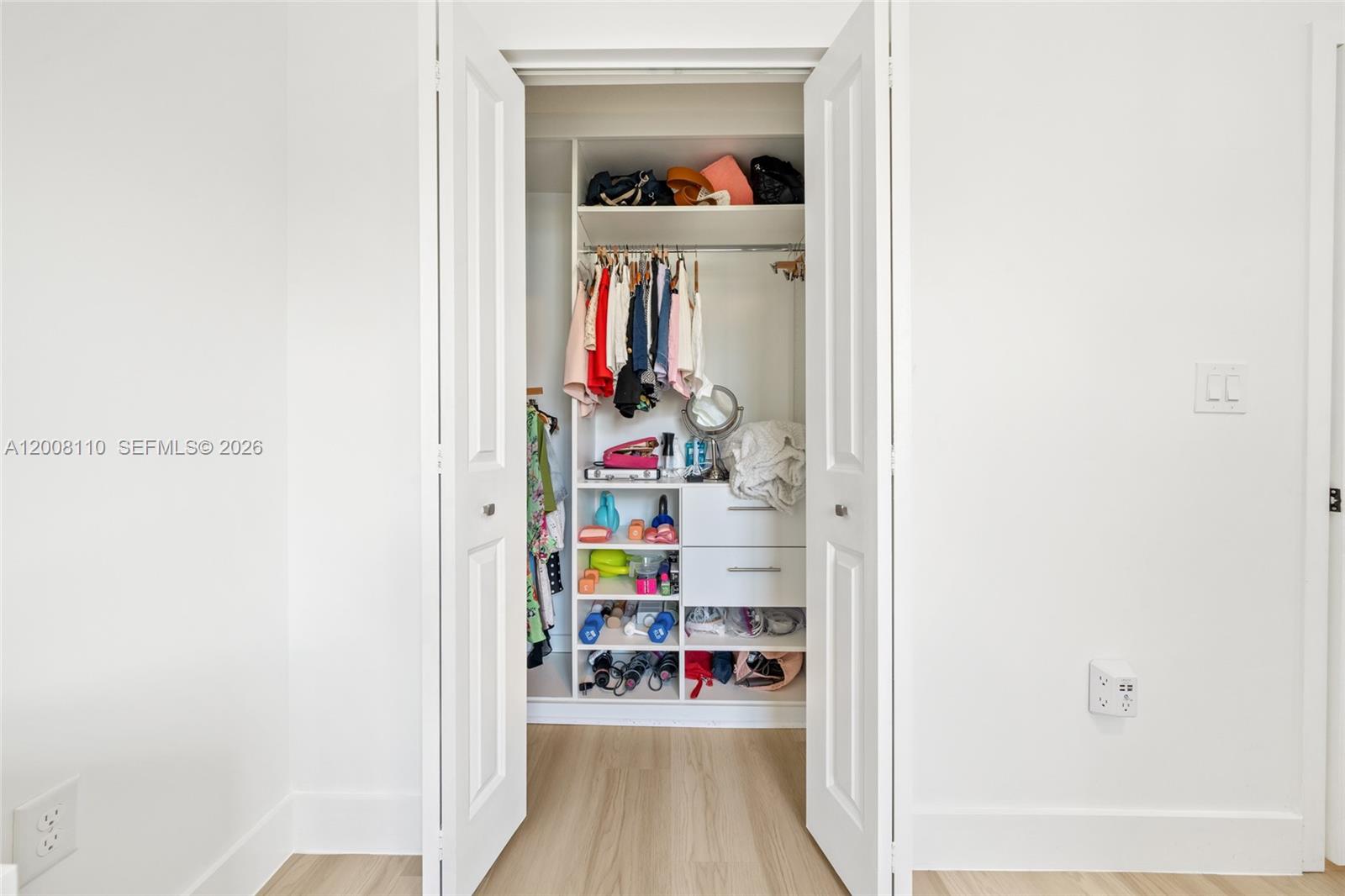 DOWNTOWN DORAL SOUTH PHAS - Residential