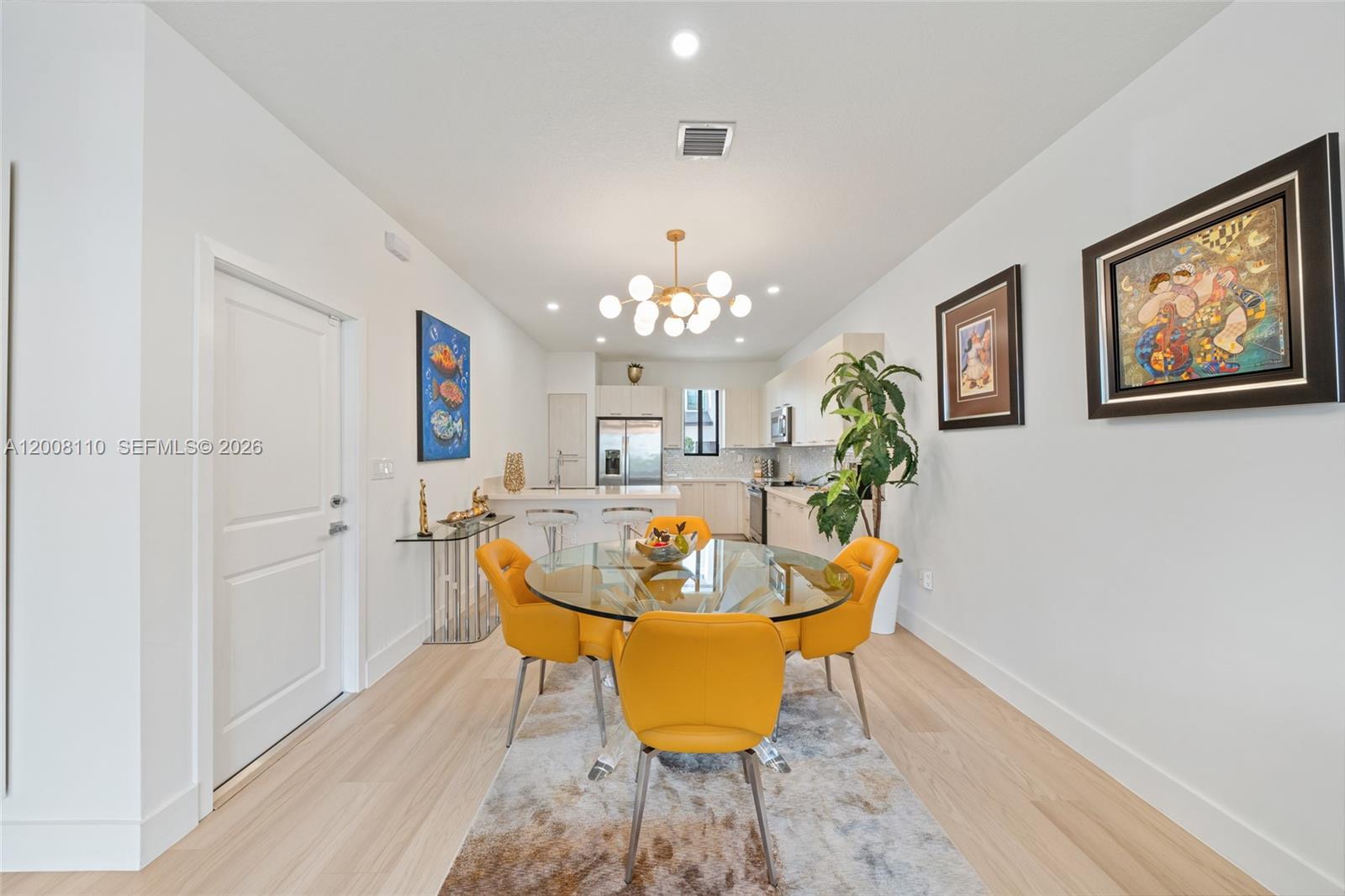 DOWNTOWN DORAL SOUTH PHAS - Residential