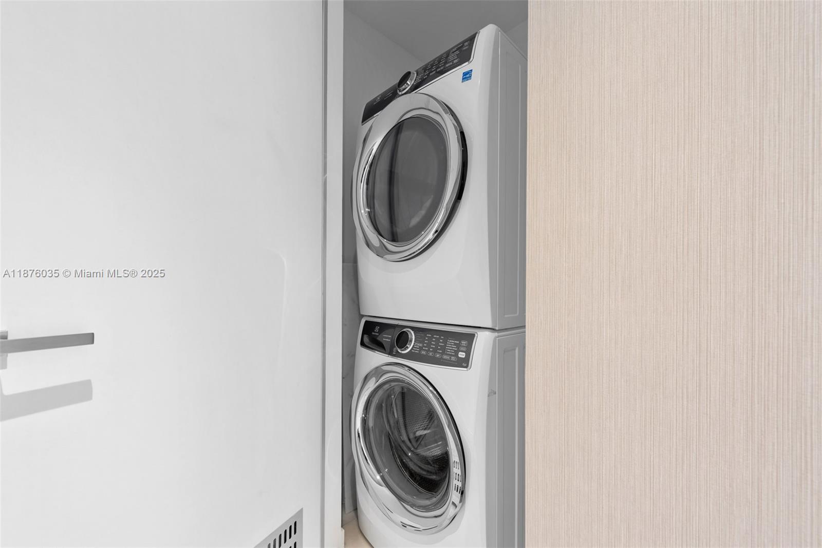 18975 COLLINS CONDO - Residential Lease