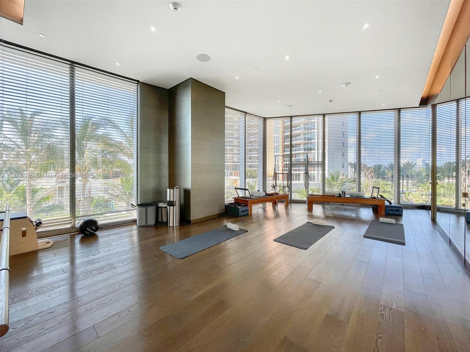 18975 COLLINS CONDO - Residential Lease