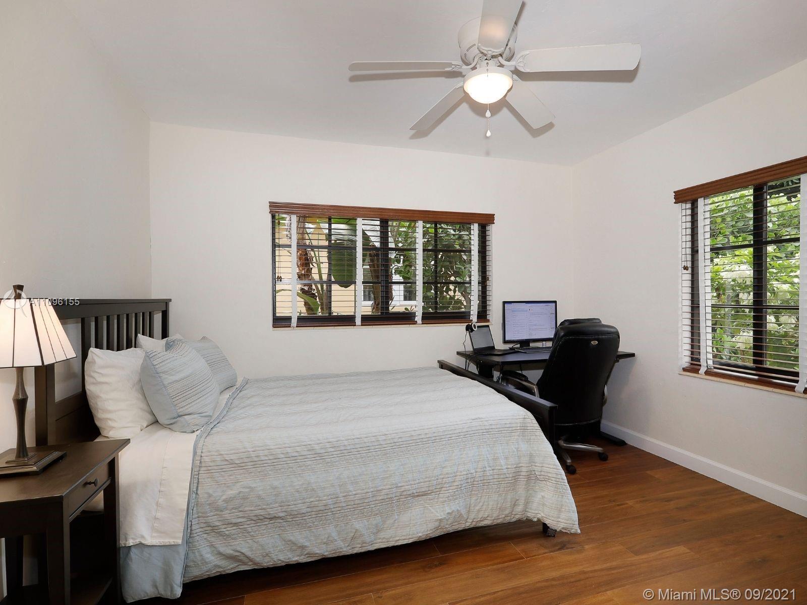 CORAL GABLES GRANADA SEC - Residential