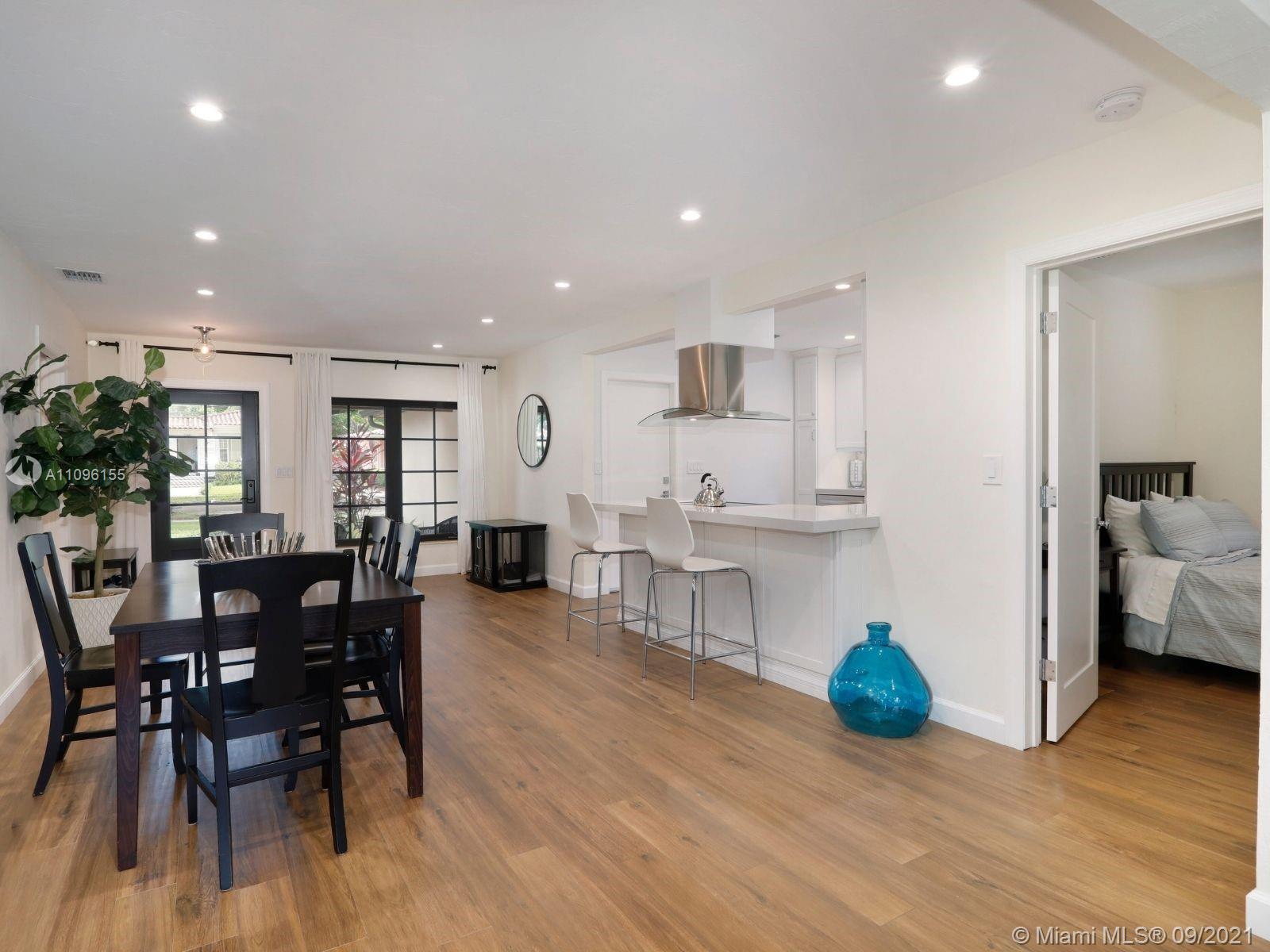 CORAL GABLES GRANADA SEC - Residential